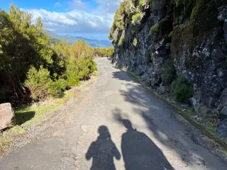 Asphalt trail starting from the upper car park